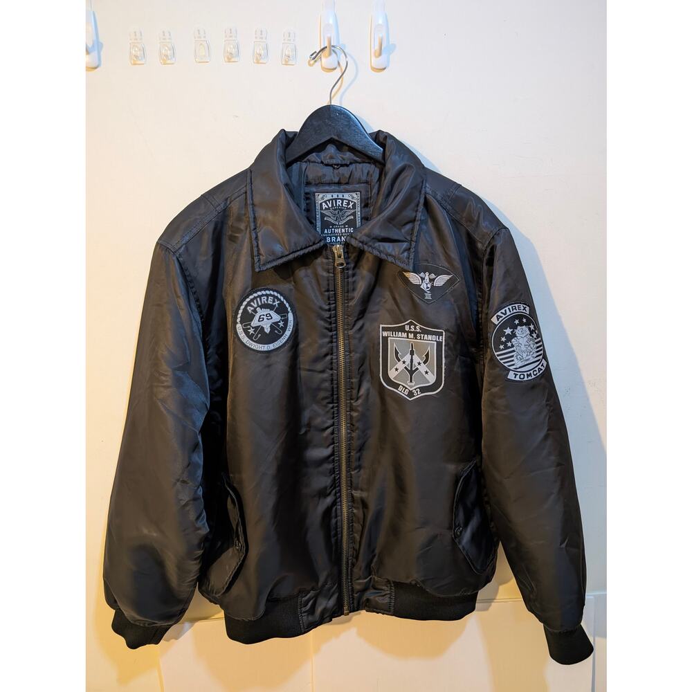 Avirex Industries Nylon William Standle Tomcat Patch Nylon Bomber Jacket Sz M